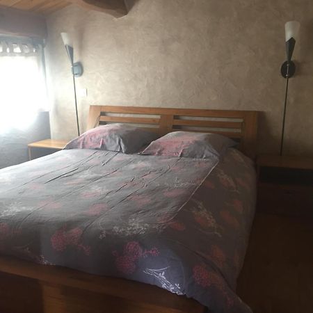 Le Mas Des Mathes, Chambres D'Hotes, Studios Ле Мат Екстериор снимка